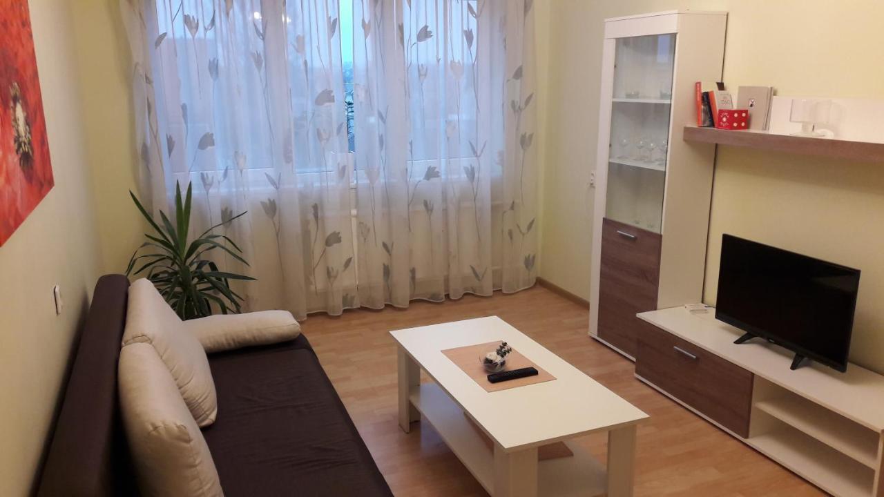 Grazinos Apartamentai Panevezys Exterior photo